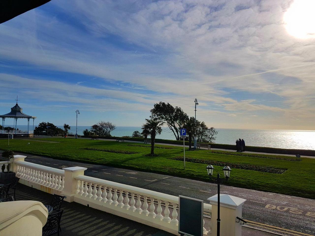The View Hotel Folkestone, A Member Of Radisson Individuals מראה חיצוני תמונה